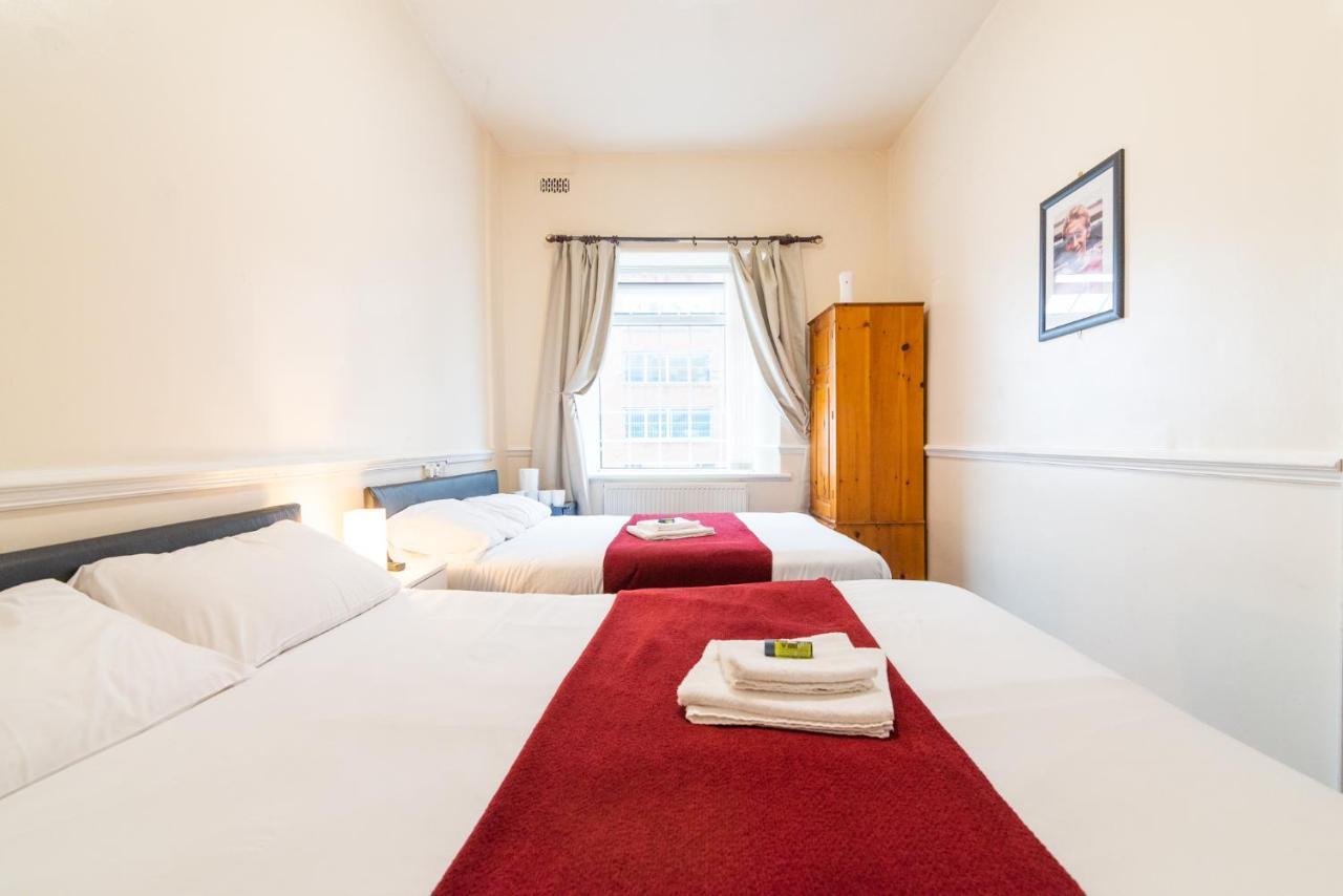 Old Trafford Stadium Hotel Salford  Bagian luar foto