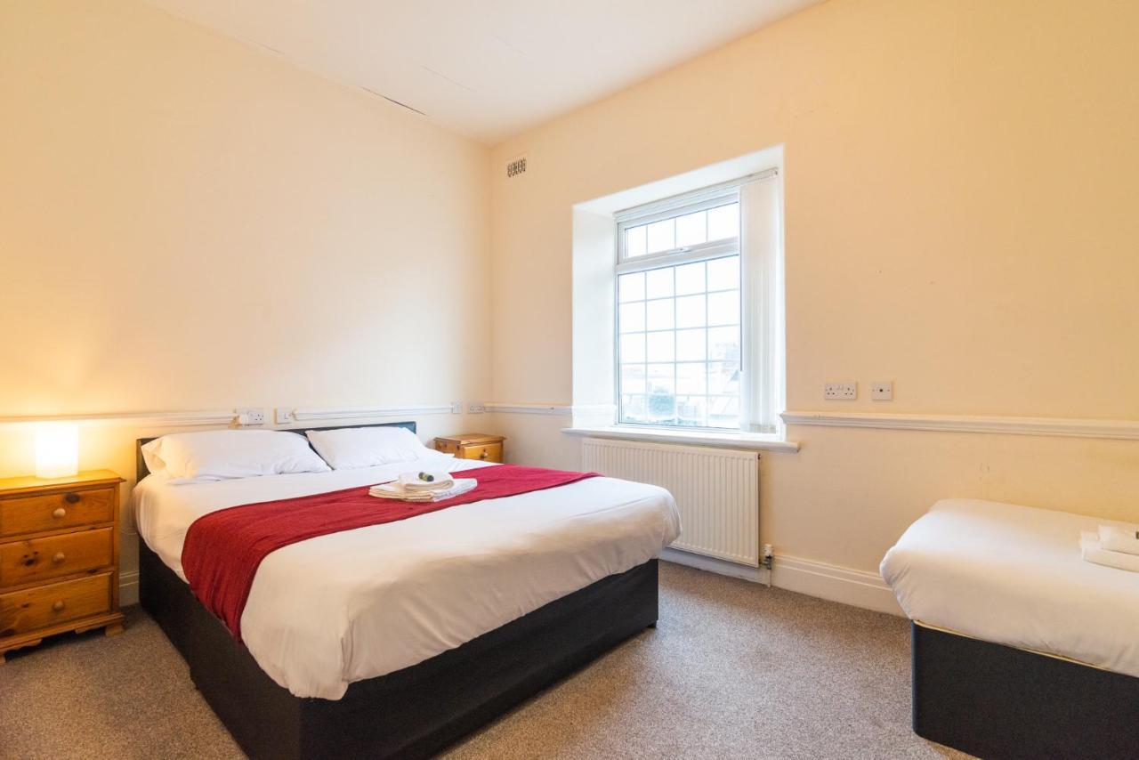 Old Trafford Stadium Hotel Salford  Bagian luar foto