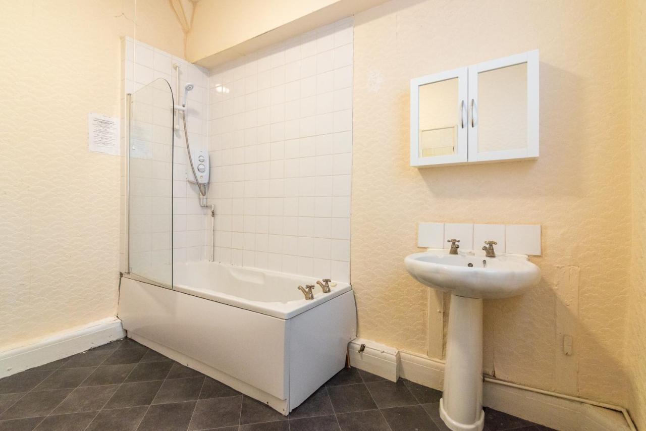 Old Trafford Stadium Hotel Salford  Bagian luar foto